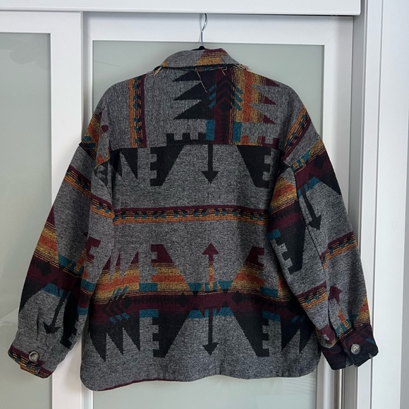 New In Aztec Tribal Shacket Jacket - Picture 11 of 11